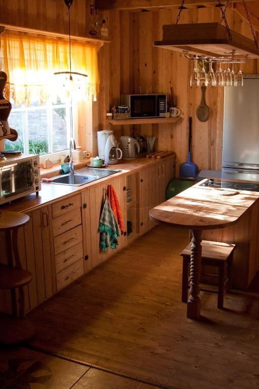 Tonise Holiday Houses Lilbi  Zimmer foto